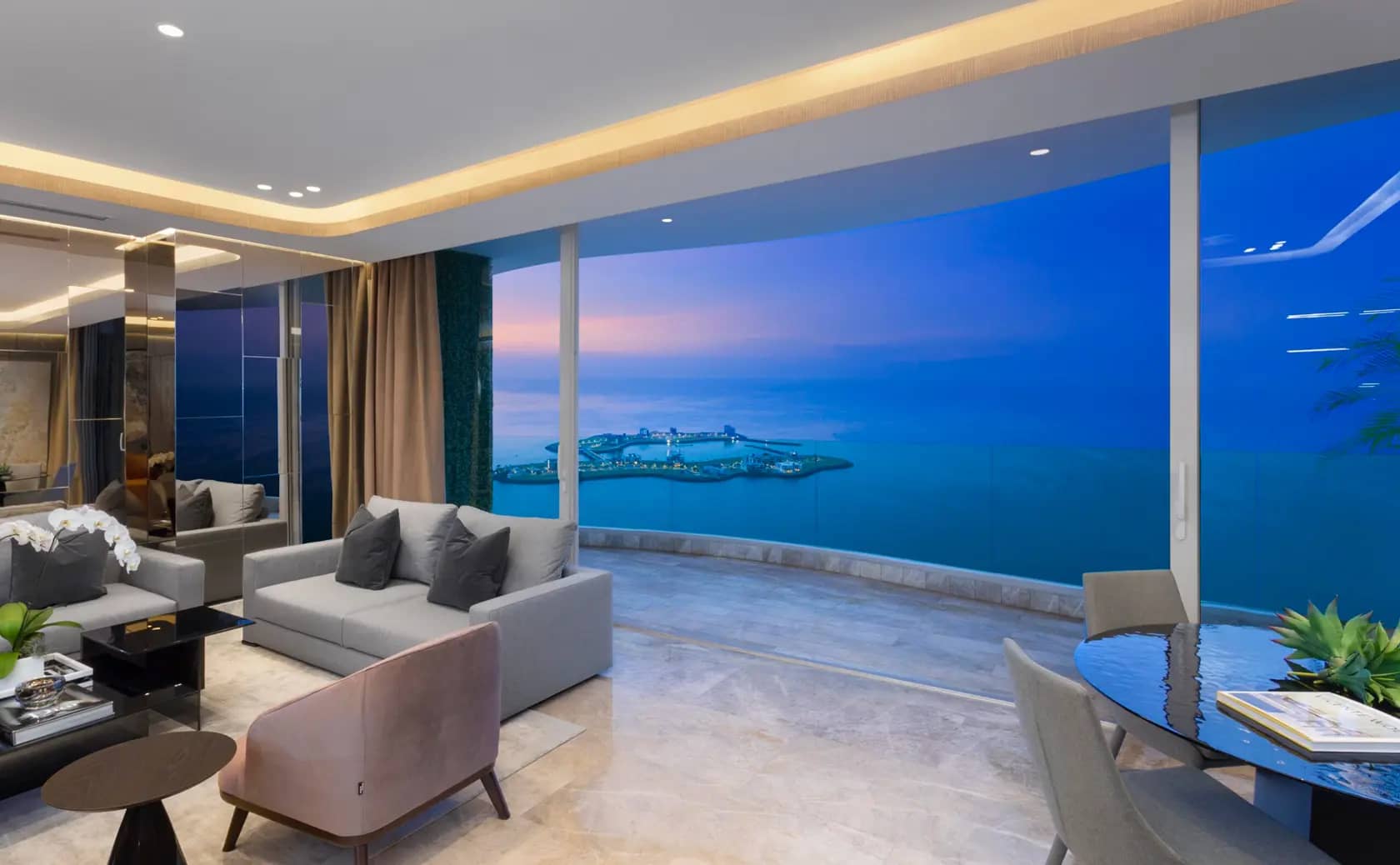 The Towers - Punta Paitilla - Panama - 320 SQM Apartment - Living Room - Evening Ocean View